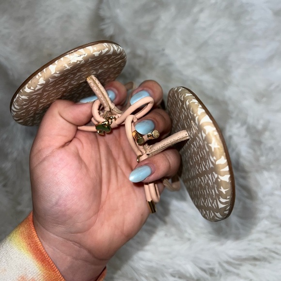 Kate Spade Bow Mistic Nappa Pale Pink Thong Sandal size 8 Flip Flop - Picture 3 of 6